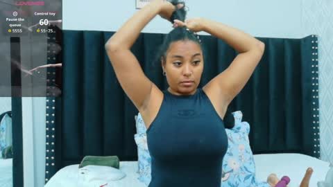 Snapshot of colombia_mommy_ chatting on 17, 4, 2026 GRETCHEN online show from 17, 4, 2026