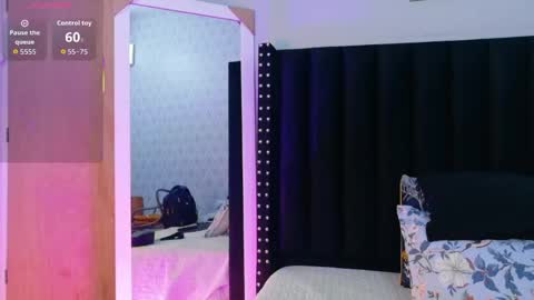 Snapshot of colombia_mommy_ chatting on 9, 5, 2026 GRETCHEN online show from 9, 5, 2026