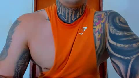 Snapshot of colombian_monster_cock chatting on 22, 10, 2025 camilo online show from 22, 10, 2025