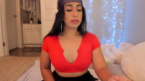 Snapshot of colombiantexas chatting on 15, 1, 2025 ........ Instagram Lorysexys online show from 15, 1, 2025