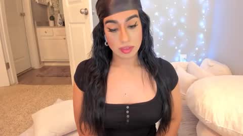 Snapshot of colombiantexas chatting on 20, 10, 2025 ........ Instagram Lorysexys online show from 20, 10, 2025