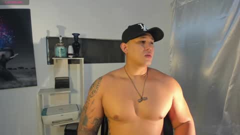 Snapshot of coltonmassif_ chatting on 6, 12, 2024 coltonmassif_ online show from 6, 12, 2024