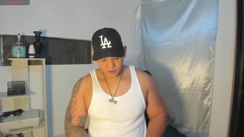 Snapshot of coltonmassif_ chatting on 21, 12, 2024 coltonmassif_ online show from 21, 12, 2024