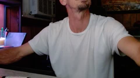 Nelson or ComicKing and sometime Peachy143 online show from 18, 9, 2025