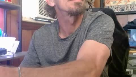 Nelson or ComicKing and sometime Peachy143 online show from 23, 3, 2026