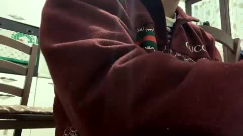 comobailamioso online show from 16, 2, 2025