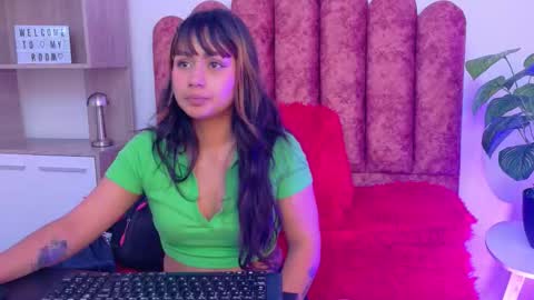 conejita_420_ online show from 18, 11, 2025