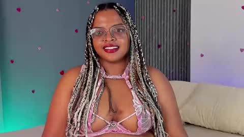 conielaurenth online show from 16, 2, 2025