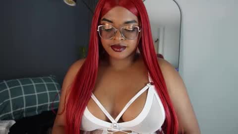 conielaurenth online show from 11, 3, 2025