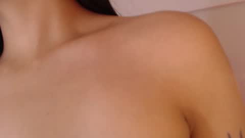 Snapshot of connie_haze chatting on 19, 12, 2024 Connie online show from 19, 12, 2024