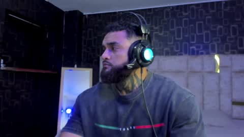 Snapshot of connor_666 chatting on 5, 2, 2025 rusfegui online show from 5, 2, 2025