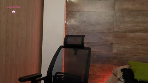 connor_h1 online show from 17, 4, 2026