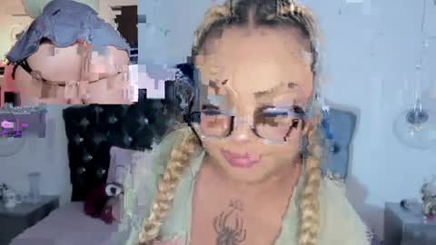 Snapshot of conny_curly chatting on 11, 5, 2026 Conny online show from 11, 5, 2026
