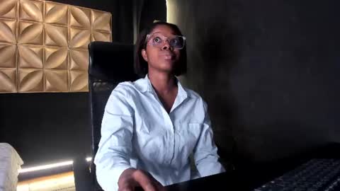 Snapshot of connywellss chatting on 15, 7, 2026 Nilo Solem online show from 15, 7, 2026