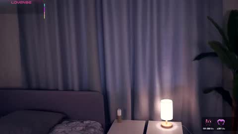 Snapshot of constanceglascov chatting on 15, 10, 2025 Hello im Sofia Welcme to my room .More hugs and kiss for you online show from 15, 10, 2025