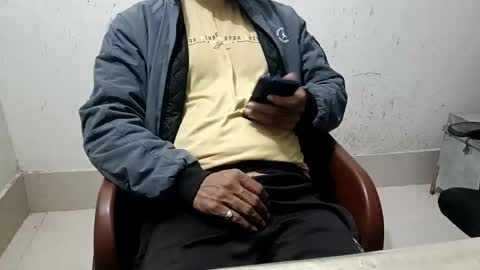 Snapshot of controlforyou1 chatting on 25, 12, 2024 Mr. Singh online show from 25, 12, 2024