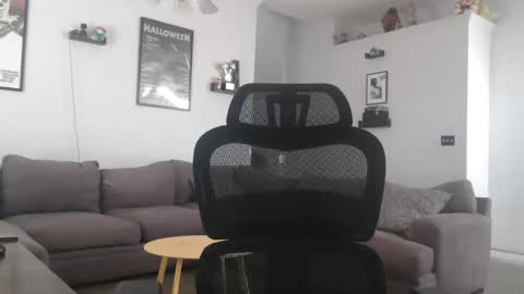 Snapshot of controllercutie chatting on 2, 2, 2026 controllercutie online show from 2, 2, 2026