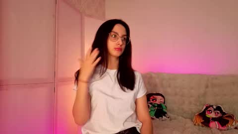 Snapshot of coochyy chatting on 7, 10, 2025 coochyy online show from 7, 10, 2025