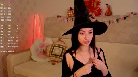 Snapshot of coochyy chatting on 31, 10, 2025 coochyy online show from 31, 10, 2025