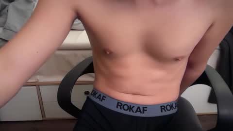 Snapshot of coocoonutboy chatting on 3, 2, 2026 coocoonutboy online show from 3, 2, 2026