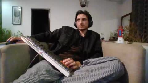 Cool2Buddies online show from 5, 4, 2026