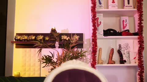 Ginger The Cringer online show from 31, 12, 2024