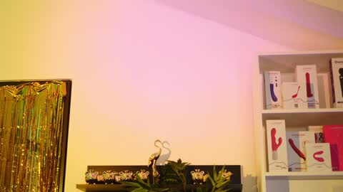 Ginger The Cringer online show from 18, 1, 2025