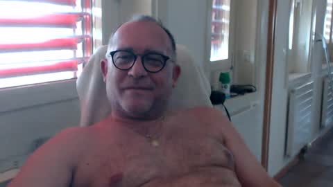 Snapshot of coquin369 chatting on 3, 8, 2026 Coquin369 online show from 3, 8, 2026