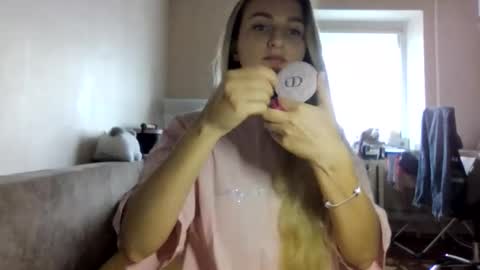 cora_fora online show from 18, 9, 2025