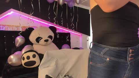 Coral  online show from 1, 4, 2026