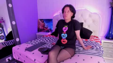 Snapshot of coralandocean chatting on 26, 11, 2025 Coral and Ocean online show from 26, 11, 2025