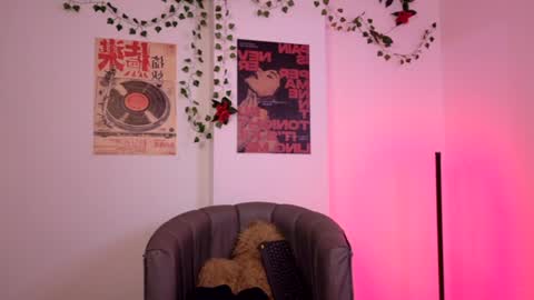 Coralie Bronson online show from 25, 6, 2026