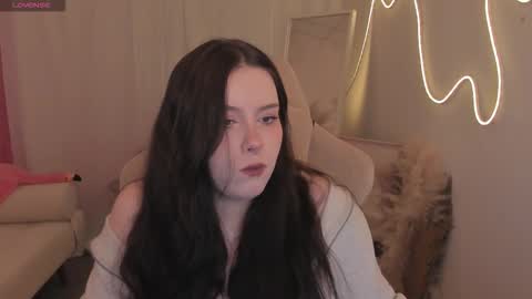 Snapshot of coramiel chatting on 2, 3, 2026 little girl who is always right or just Cora online show from 2, 3, 2026