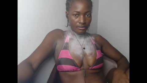 Snapshot of cornxslut chatting on 2, 11, 2025 cornxslut online show from 2, 11, 2025