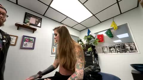 corpsechick online show from 17, 12, 2024