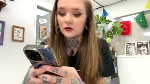 corpsechick online show from 14, 1, 2025