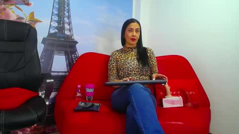 Snapshot of cortney_tayler chatting on 16, 9, 2025 cortney tayler online show from 16, 9, 2025