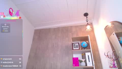 Snapshot of cortney_tayler chatting on 28, 10, 2025 cortney tayler online show from 28, 10, 2025