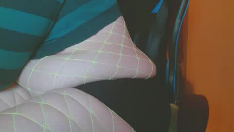 Snapshot of cosmicjones88 chatting on 17, 2, 2025 cosmicjones88 online show from 17, 2, 2025