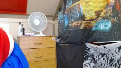 Snapshot of cosmicjones88 chatting on 24, 5, 2026 cosmicjones88 online show from 24, 5, 2026