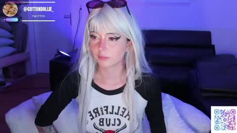 Snapshot of cotton_dollie chatting on 19, 4, 2026 Dollie online show from 19, 4, 2026