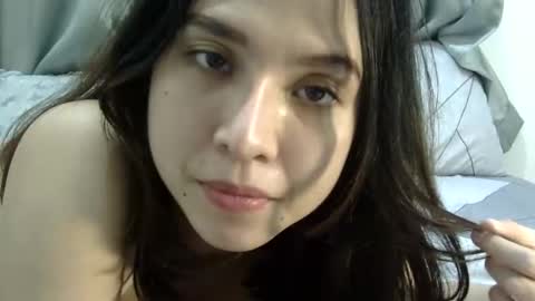 Liz Gwyneth Charlota online show from 28, 3, 2026