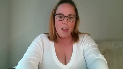 Snapshot of countrylovin2018 chatting on 8, 2, 2026 Fallen Angel 21 online show from 8, 2, 2026