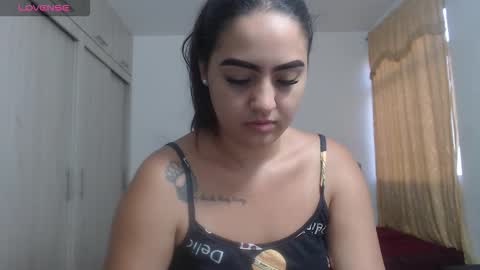 Snapshot of couple_sexandlove chatting on 4, 10, 2025 ALEJANDRO Y EMILY online show from 4, 10, 2025