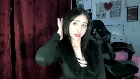 MIA LIZ AND SAM online show from 10, 4, 2026