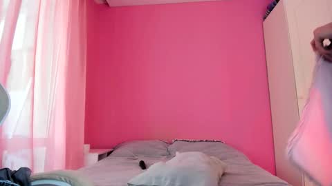 Snapshot of couple_tatts chatting on 18, 2, 2026 TIm and Kate online show from 18, 2, 2026