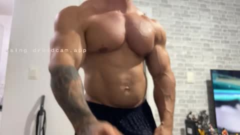 couplemuscle40 online show from 23, 2, 2026