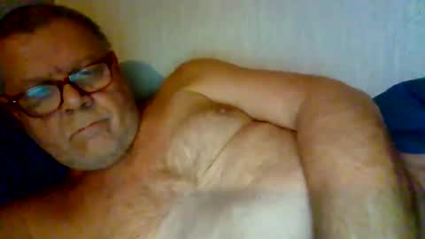 Snapshot of couples1234 chatting on 1, 12, 2025 couples1234 online show from 1, 12, 2025