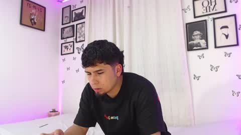 Juli and Liam online show from 18, 12, 2024