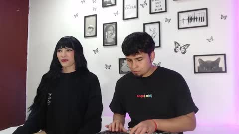 Juli and Liam online show from 5, 1, 2025